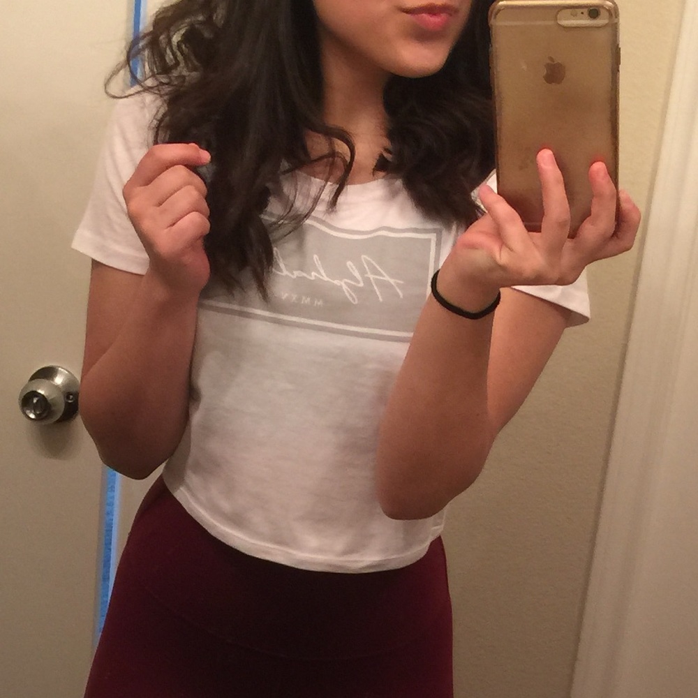 Alphalete Workout Crop Top